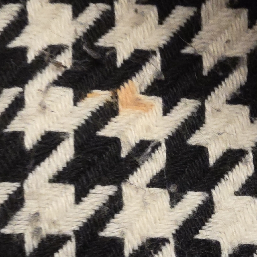 Stylish Houndstooth Coat - Picture 3 of 4